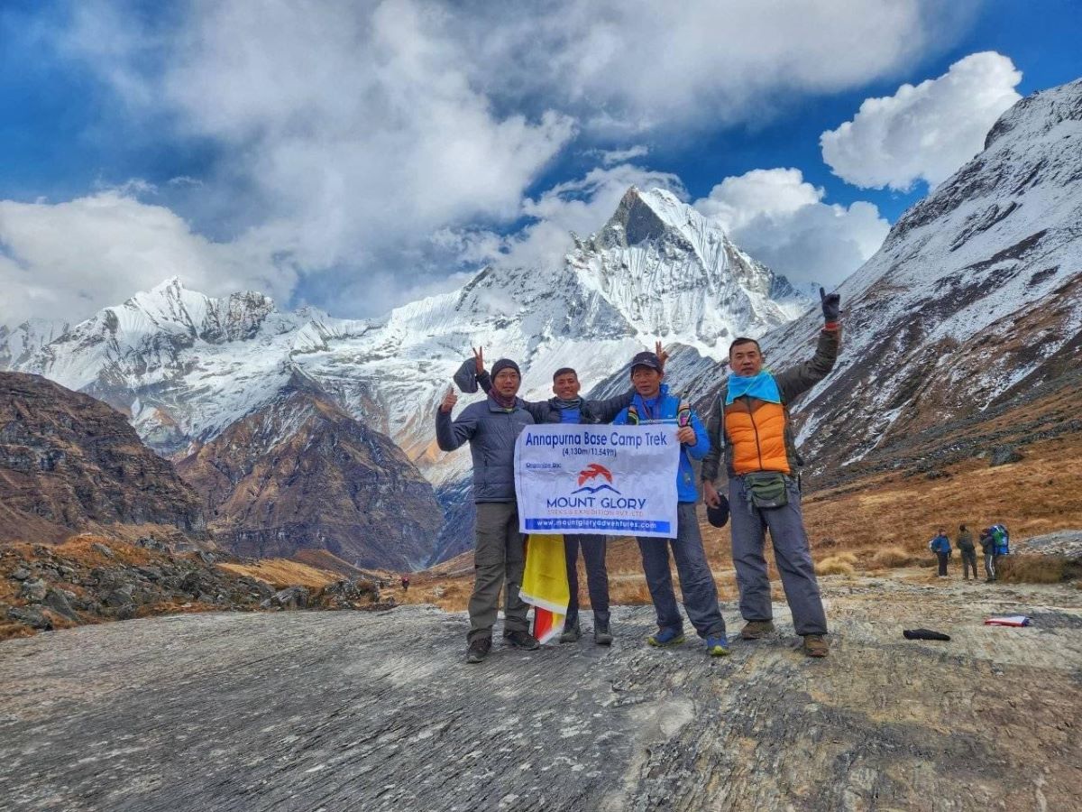 Trekkers at ANnapurna Base Camp 4130m