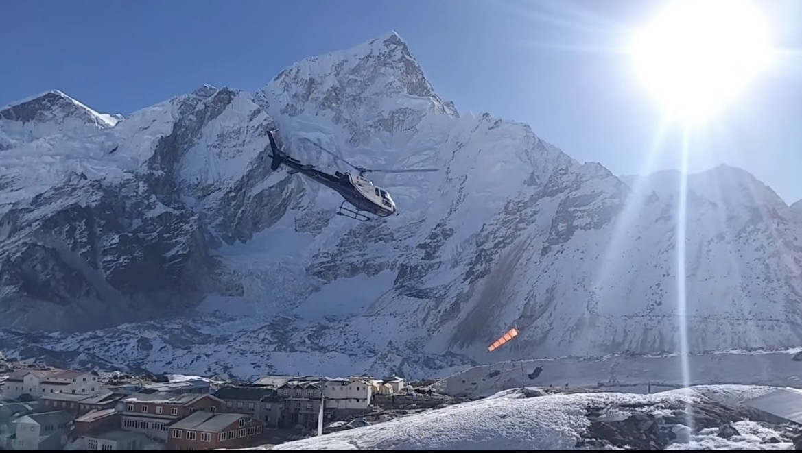 One Day EBC Helicopter Tour in Nepal