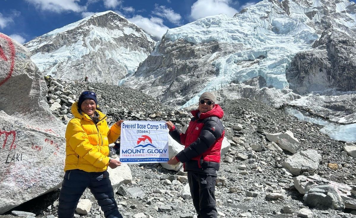 EBc Trek 14 Days with Mount Glory Treks