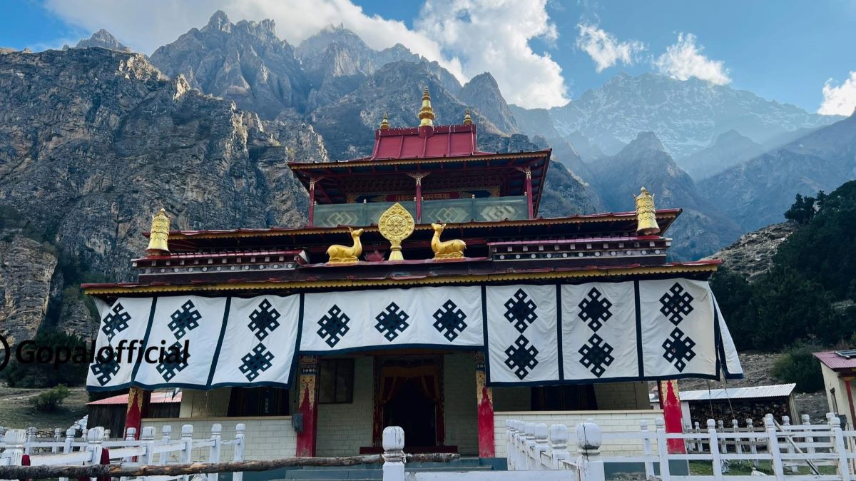 Nar Phu Valley Trek