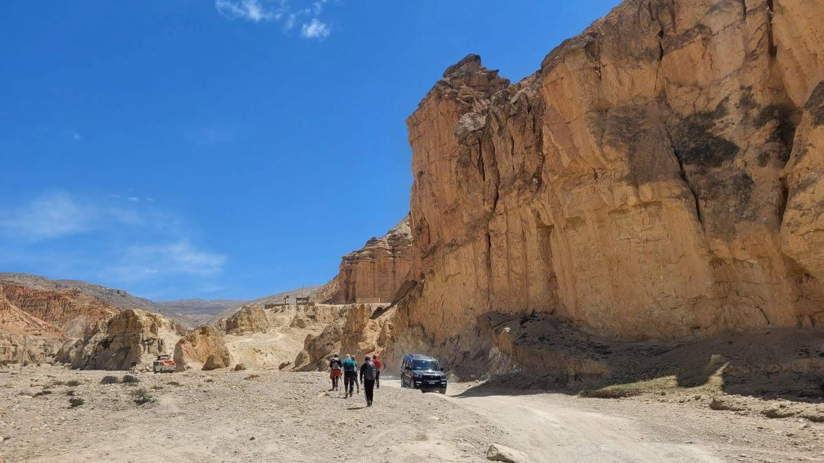 Upper Mustang Trekking