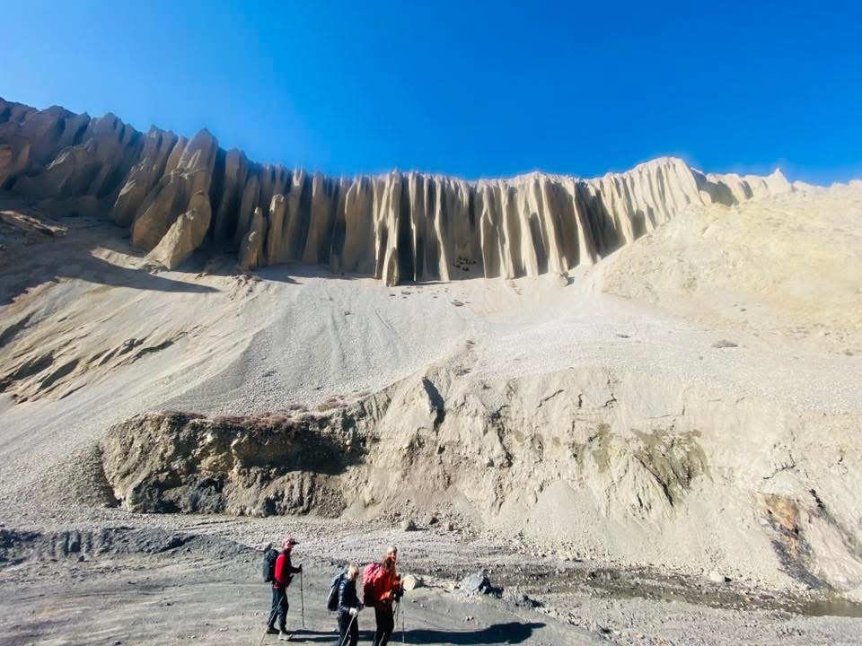 On the way to Upper Mustang Trek